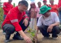 Sambut Hari Lingkungan Hidup 2026, PT Dairi Prima Mineral Bagikan 1.400 Bibit Kopi dan Kemiri ke Petani